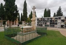 El cementerio de Puente Genil amplía su horario y refuerza el bus urbano