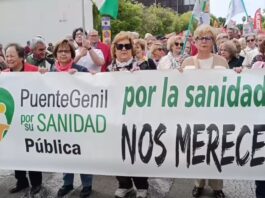 Puente Genil, presente en la multitudinaria manifestación por la sanidad pública, llevada a cabo hoy en Córdoba