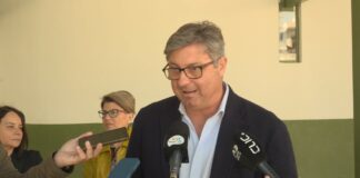 INFORMATIVO JUEVES 14 M : Arreglo parvulario A. Rodríguez, elecciones PP y PSOE, el sábado parte la Hdad. del Rocío (20:30 h)