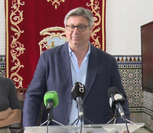 INFORMATIVO , Martes, 25 M: Cierran la planta baja de la biblioteca, el PSOE pide recuperar el arco de la Calzada, todo sobre las recetas médicas (20:30 h)