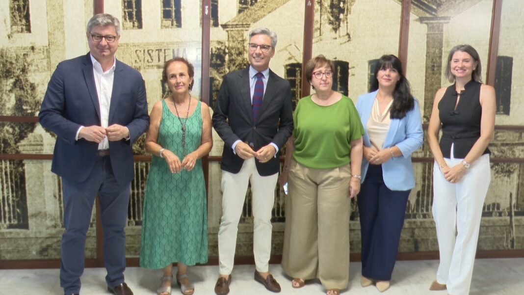 Still0601_00002