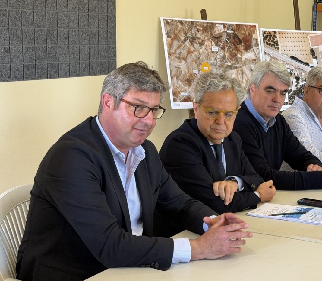 260717 Adjudicación redacción proyecto abastecimiento agua Los Arenales