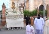 La Virgen del Carmen volvió a recorrer las calles de su feligresía arropada por sus fieles