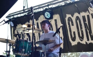 La caseta Contracultura vuelve a apostar por la música en directo como alternativa en las noches de feria