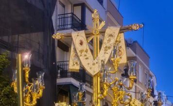 La procesión de la Santa Cruz el próximo 12 de septiembre incorporará un Lignum Crucis en el paso