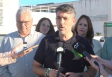 EL PSOE celebra los 20 años del hospital de Puente Genil denunciando la falta de servicios